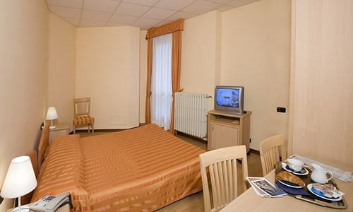 Hotel Residence Dei Fiori Baveno Zewnętrze zdjęcie