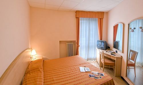 Hotel Residence Dei Fiori Baveno Zewnętrze zdjęcie