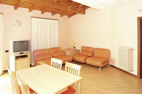 Hotel Residence Dei Fiori Baveno Zewnętrze zdjęcie