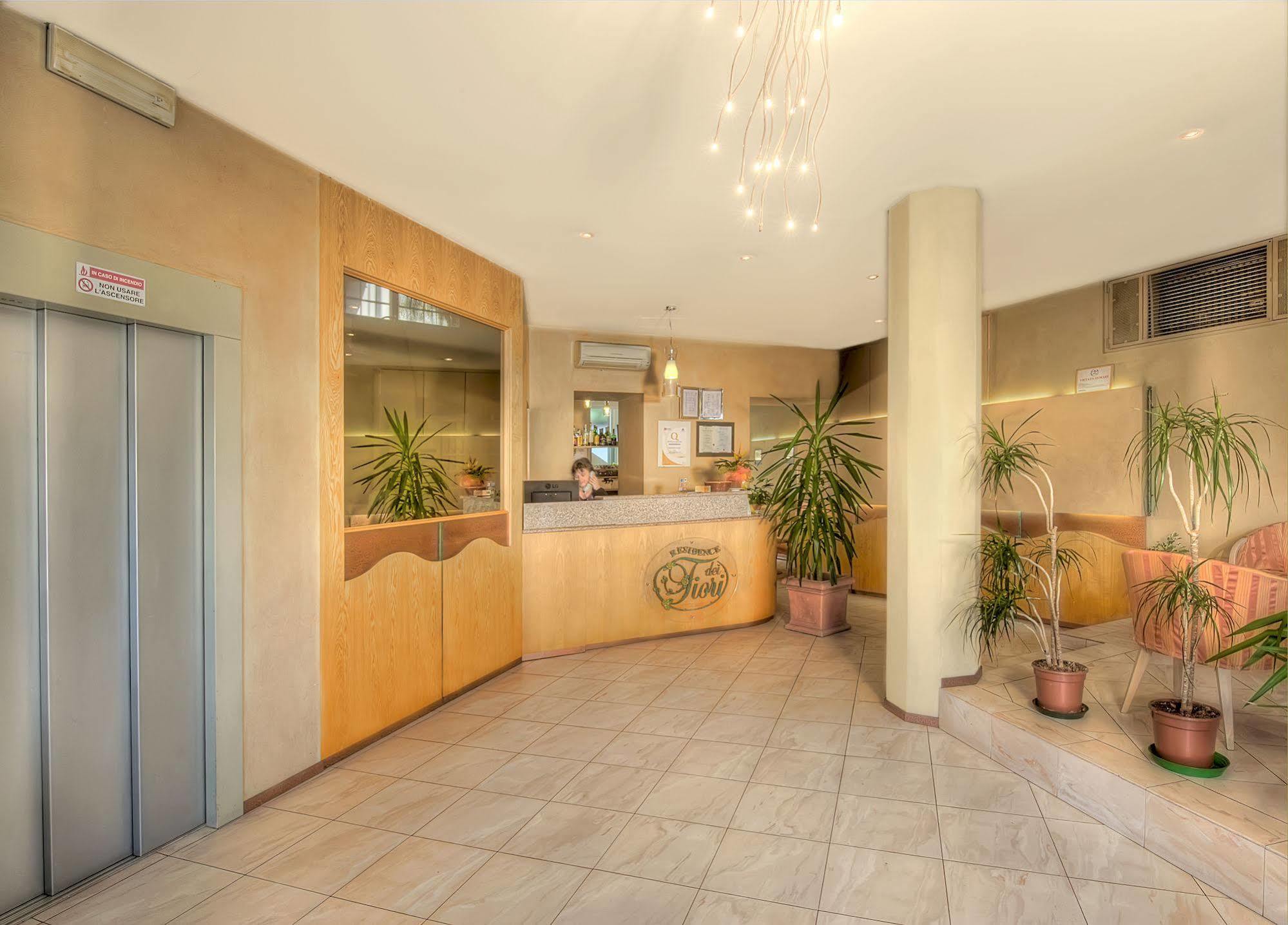 Hotel Residence Dei Fiori Baveno Zewnętrze zdjęcie